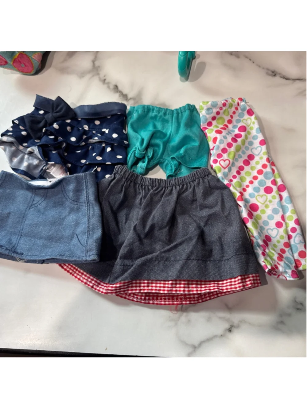 HUGE Lot Of Our Generation 18” Doll With Accessories Shoes Clothes Carrying Case